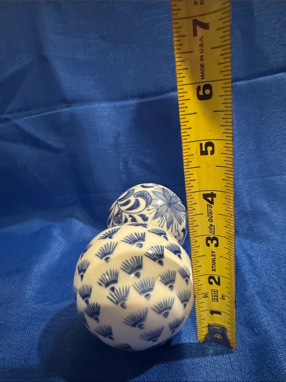 Vintage Porcelain Decorative Balls / Carpet Balls - Sunburst & Scroll Motif - 3” - Picture 4 of 5